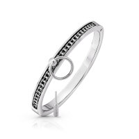 Massives BDSM Halsband mit O-Ring und integrierter Bikerkette